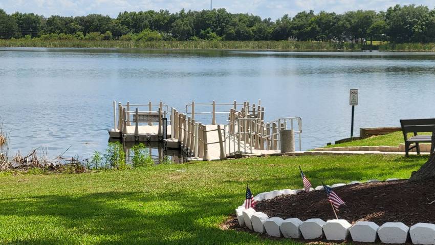 134 Baywood Dr. a Dundee, FL Mobile or Manufactured Home for Sale